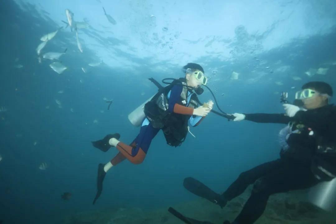 女生经济不独立会影响两个人的感情吗。游戏画面